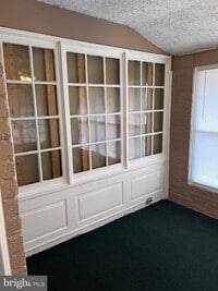 6022 Carpenter St - 12