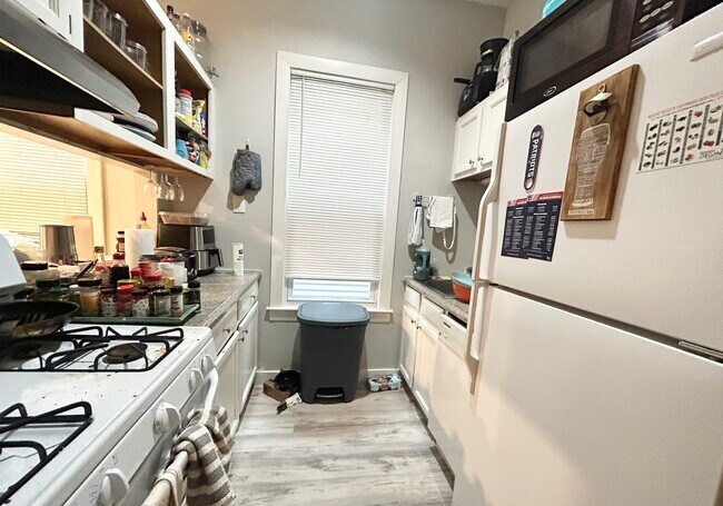 218 Columbia St, Unit 1T
