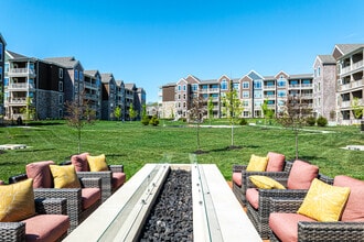 MAA ONE28 in Olathe, KS - Foto de edificio - Interior Photo