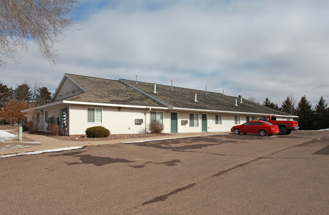 3003 Schabacker Ct in Menomonie, WI - Building Photo