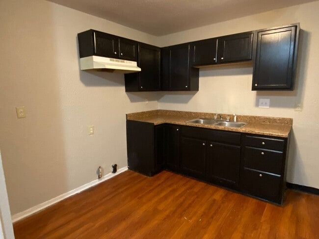 9402 Conried Dr in Indianapolis, IN - Building Photo - Building Photo