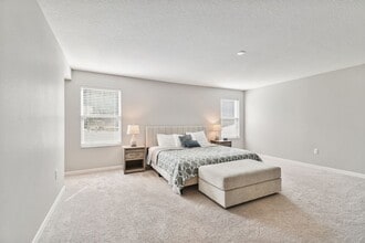 3810 Reflection Dock Dr in Seffner, FL - Building Photo - Building Photo