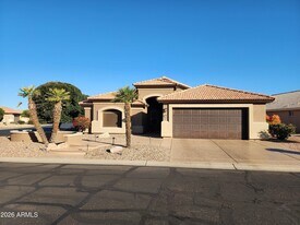 15548 W Catalina Dr in Goodyear, AZ - Building Photo