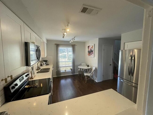 property at 2007 Sandberg Dr