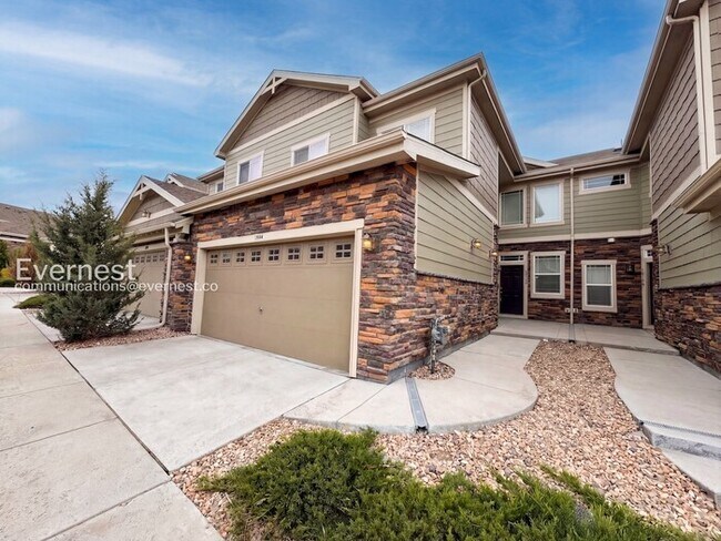 14944 E Crestridge Dr in Centennial, CO - Building Photo - Building Photo