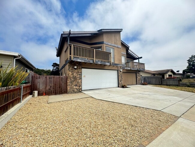 1283-1285 S 16th St in Grover Beach, CA - Building Photo - Building Photo