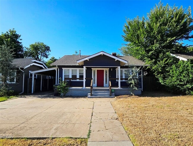 property at 704 NW 34th St