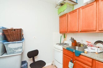 1712 W Estes Ave in Chicago, IL - Building Photo - Building Photo