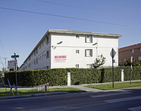 Meco Apartments in Miami, FL - Building Photo - Building Photo