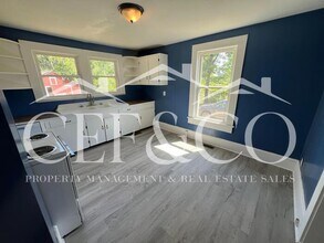 701 Harrison Grove Rd in Roebuck, SC - Building Photo - Building Photo