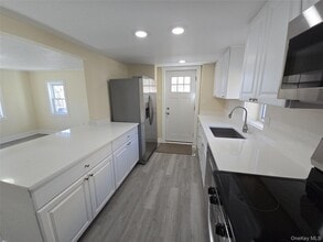 647 County Route 78 in Middletown, NY - Building Photo - Building Photo