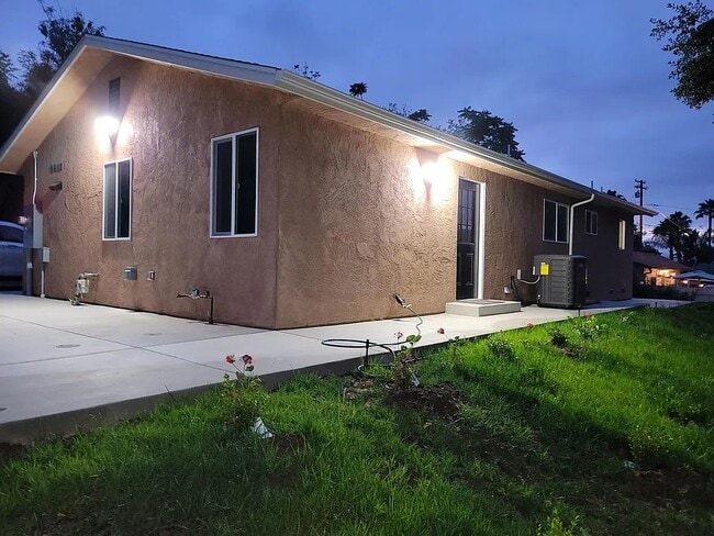 9612 Petite Ln