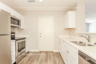 15008 W Calavar Rd in Surprise, AZ - Building Photo - Building Photo