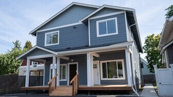 314 120th St S in Parkland, WA - Building Photo