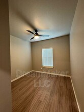 678 Apple Blossom Way in Goldsby, OK - Building Photo - Building Photo