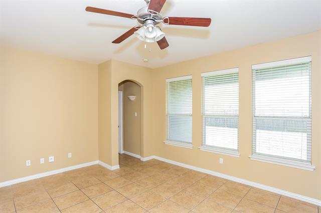 279 Edison Ln in Crowley, TX - Building Photo - Building Photo