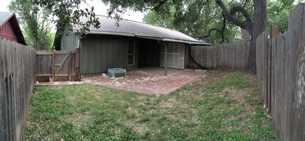 2608 Carnarvon Ln, Unit B in Austin, TX - Building Photo - Building Photo