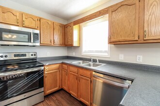 12 Buck Forest Ln in Thomasville, NC - Building Photo - Building Photo