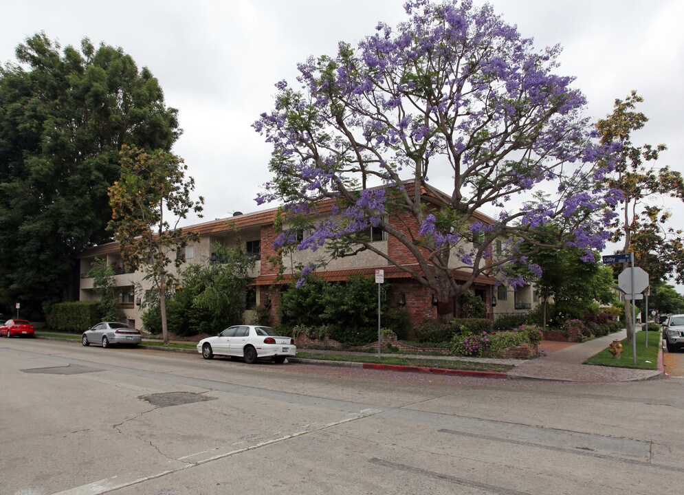 11550 Nebraska Ave in Los Angeles, CA - Building Photo