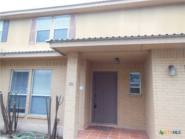 1641 Kuehler Ave in New Braunfels, TX - Building Photo - Building Photo