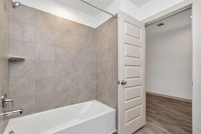 606 Thunder Cloud Dr