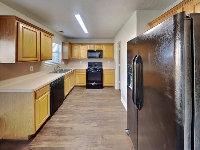 26114 Cypresswood Dr in Spring, TX - Building Photo - Building Photo