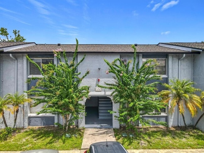 4795 S Texas Ave in Orlando, FL - Foto de edificio - Building Photo