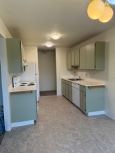 8858 Interlake Ave N in Seattle, WA - Building Photo - Building Photo