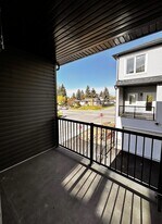 6510 Rundlehorn Dr NE in Calgary, AB - Building Photo