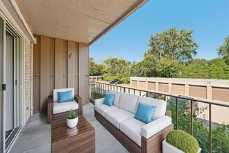 Cherry Court Apartments in White Bear Lake, MN - Building Photo - Building Photo