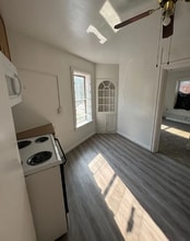 65 E Penn St in Carlisle, PA - Building Photo - Building Photo