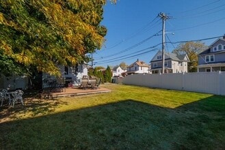 12 Waverly Pl in Rockville Centre, NY - Building Photo - Building Photo