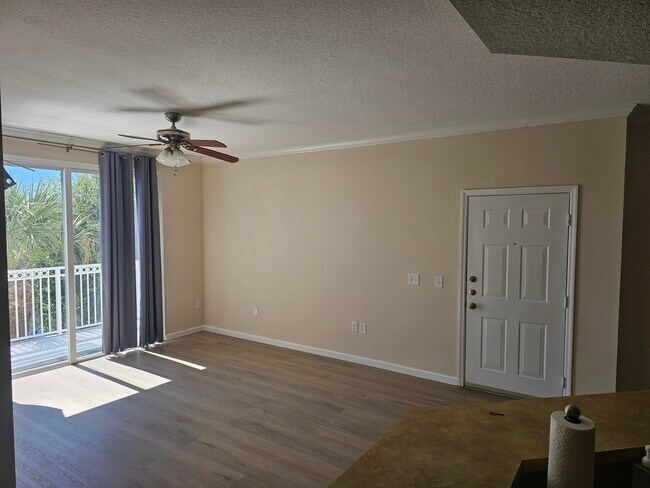 8308 Myrtlewood Cir W in Palm Beach Gardens, FL - Building Photo - Building Photo