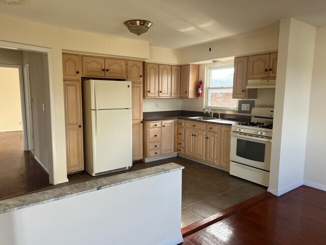 2160 South St in Fort Lee, NJ - Building Photo - Building Photo