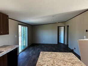 33704 Dori Ln in Waller, TX - Building Photo - Building Photo