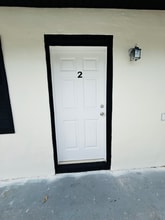 1128 Neptune Dr in Ruskin, FL - Building Photo - Building Photo