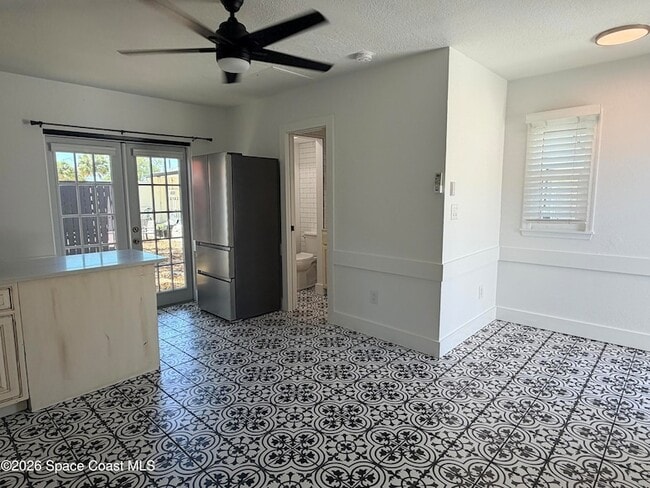 1454 Guava Ave in Melbourne, FL - Foto de edificio - Building Photo