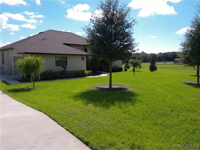 1381 N Spend a Buck Dr in Hernando, FL - Building Photo - Building Photo