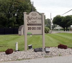 Suburban Court Apartments in Shelbyville, IN - Foto de edificio - Building Photo