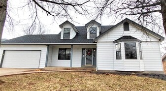 961 Villa Gran Way in Fenton, MO - Building Photo