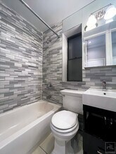 10TH AVE. in New York, NY - Foto de edificio - Building Photo