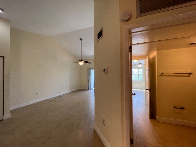 property at 2803 N Oakland Forest Dr