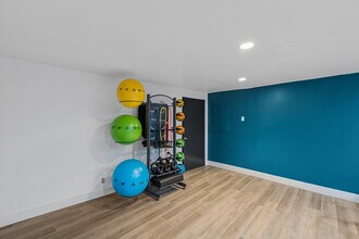 Arrive on the Hill in Thousand Oaks, CA - Building Photo - Building Photo