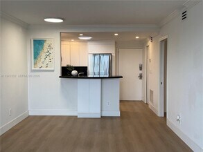 2020 NE 135th St in North Miami, FL - Building Photo - Building Photo