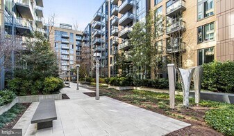 8300 Wisconsin Ave in Bethesda, MD - Building Photo