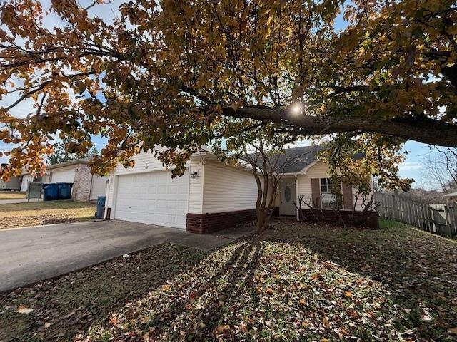 812 Tunbridge Dr in Bentonville, AR - Building Photo - Building Photo