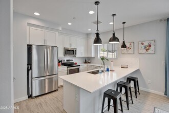 4100 S Pinelake Way in Chandler, AZ - Foto de edificio - Building Photo
