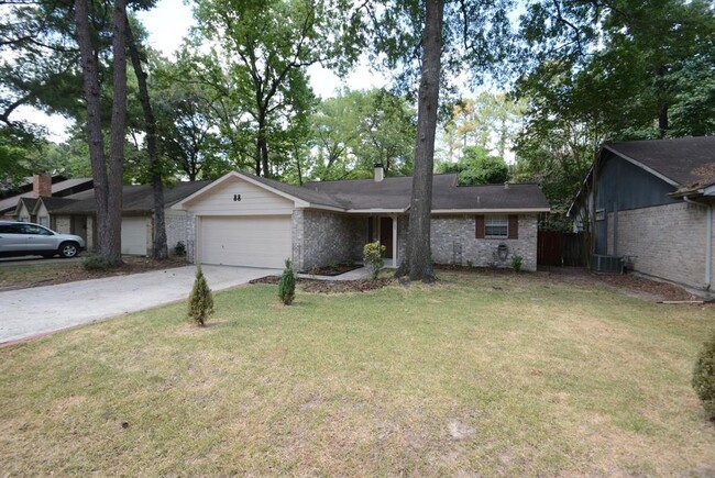 88 N Woodstock Cir Dr in Spring, TX - Building Photo - Building Photo