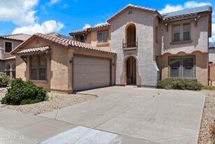 18466 W Westfall Way in Surprise, AZ - Building Photo