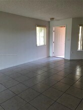 6910 SW 164th Ct in Miami, FL - Building Photo - Building Photo